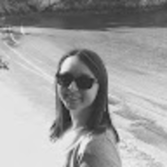 Meet your Posher, Amelia - Picture 1 of 1